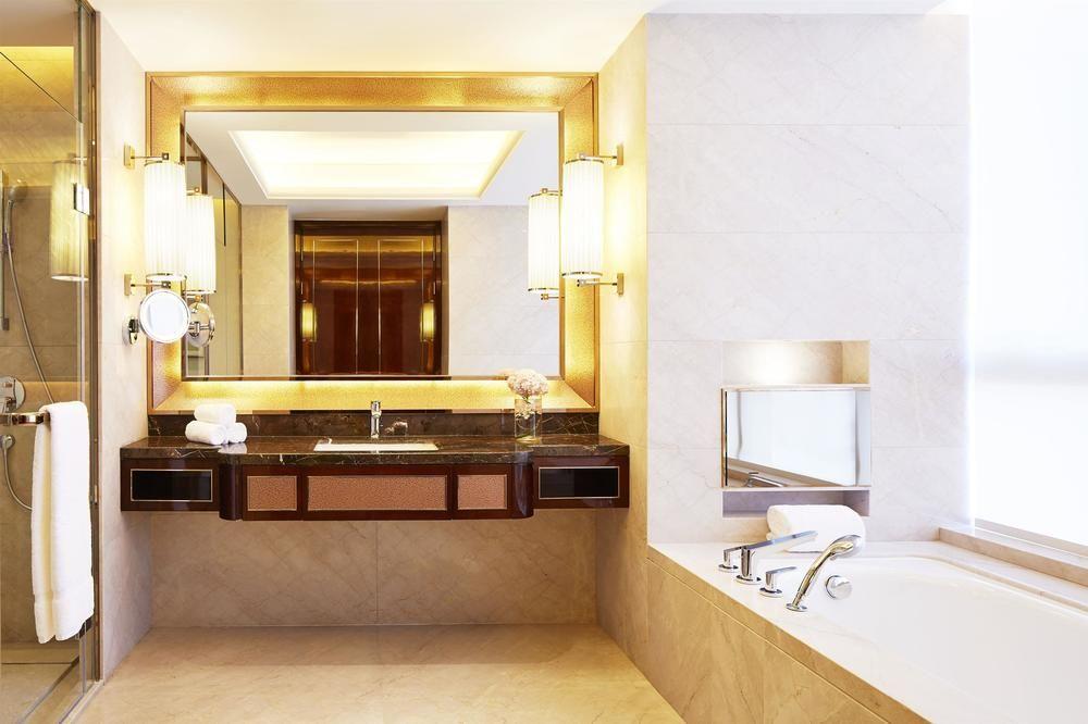 Sheraton Grand Zhengzhou Hotel Екстериор снимка