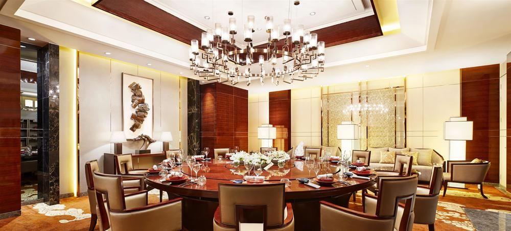 Sheraton Grand Zhengzhou Hotel Екстериор снимка